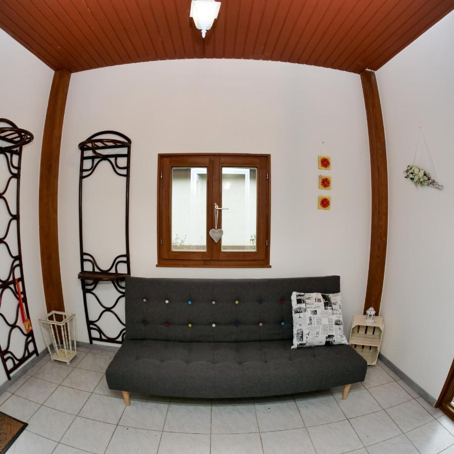 Cseresznyes Apartman Берекфюрдё Экстерьер фото